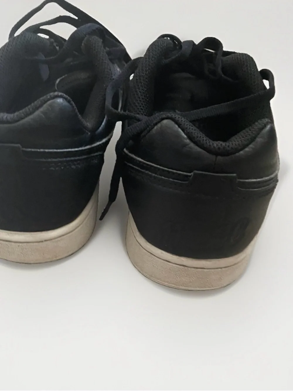 Size 8.5 - Nike Ebernon Low Black sneakers